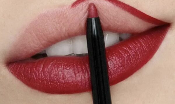 7 Merk Lipstik Bagus dan Tahan Lama dengan Harga Terbaru