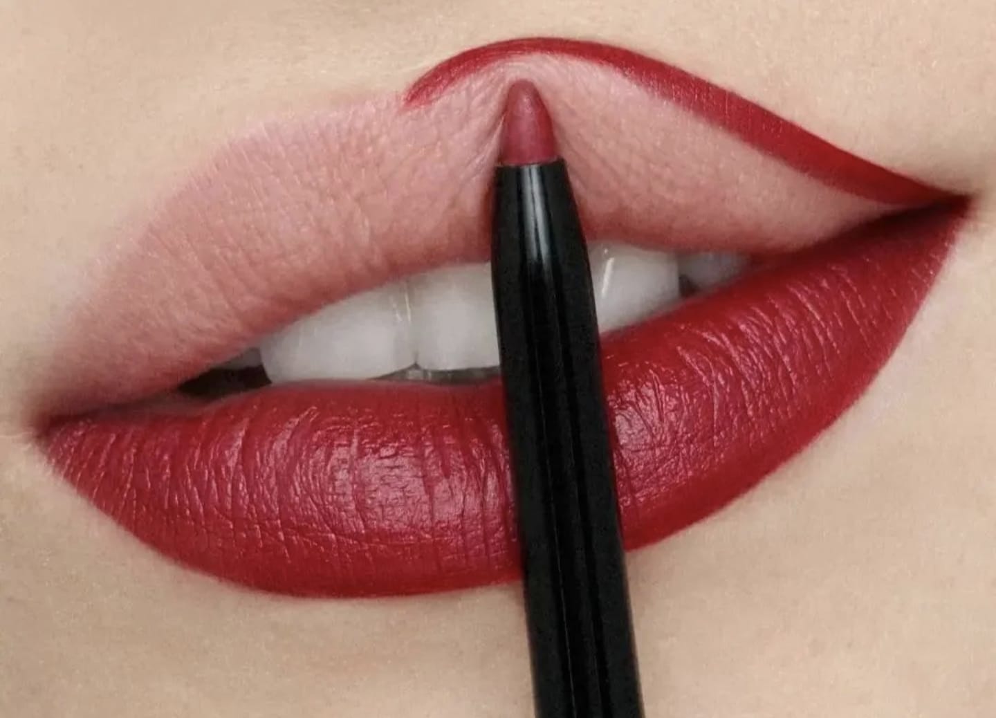 7 Merk Lipstik Bagus dan Tahan Lama dengan Harga Terbaru