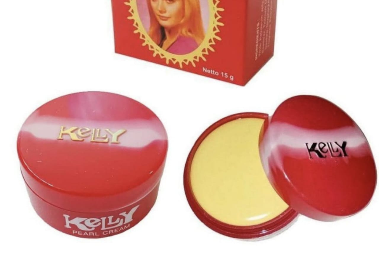 Cara Menggunakan Bedak Kelly untuk Wajah Putih Berseri dan Bebas Flek Hitam Seperti Model Profesional