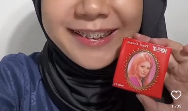 Cara dan Waktu yang Tepat Menggunakan Bedak Kelly untuk Mengatasi Flek Hitam dan Mendapatkan Kulit Glowing dalam Sekejap