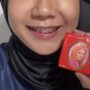 Cara dan Waktu yang Tepat Menggunakan Bedak Kelly untuk Mengatasi Flek Hitam dan Mendapatkan Kulit Glowing dalam Sekejap