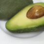 Cegah Pengeroposan Tulang dengan 10 Manfaat Luar Biasa Buah Alpukat yang Kaya Vitamin K!