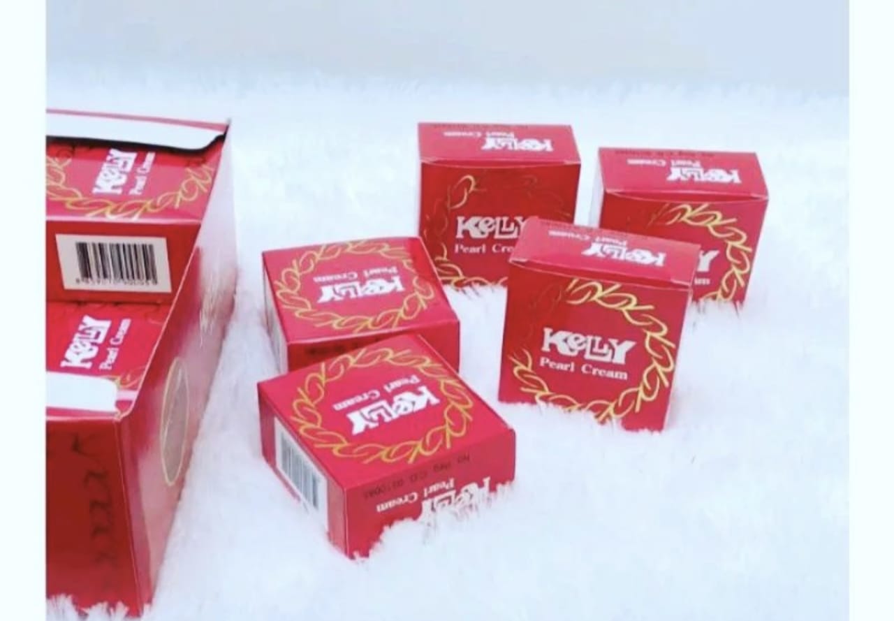 Langkah Pemakaian Bedak Kelly yang Tepat untuk Siang dan Malam Hari, Agar Wajah Anda Tetap Putih, Glowing, dan Bebas Keriput! Temukan Urutannya di Sini!