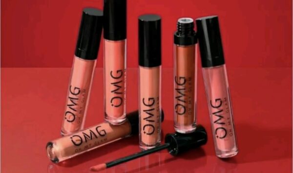 Lipstik yang Bikin Terpesona: 6 Tren Terkini dalam Dunia Kecantikan yang Harus Anda Coba!