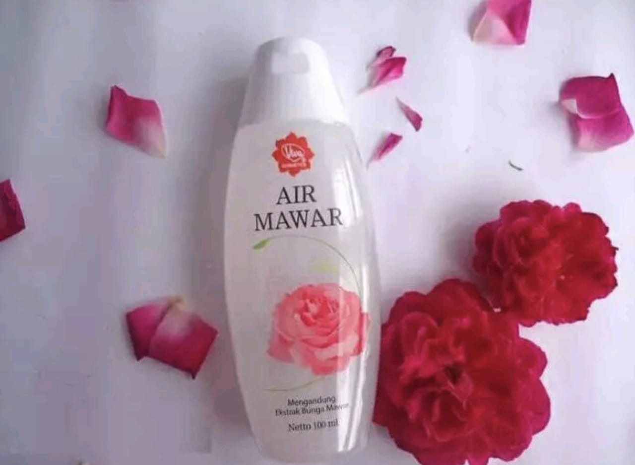 Rahasia Kulit Glowing Ala Artis Korea Terungkap! Hanya dengan Menggunakan Air Mawar Viva Sebelum Tidur, Anda Bisa Dapatkan Hasil Maksimal! Tidak Percaya Simak 3 Langkahnya di Sini!
