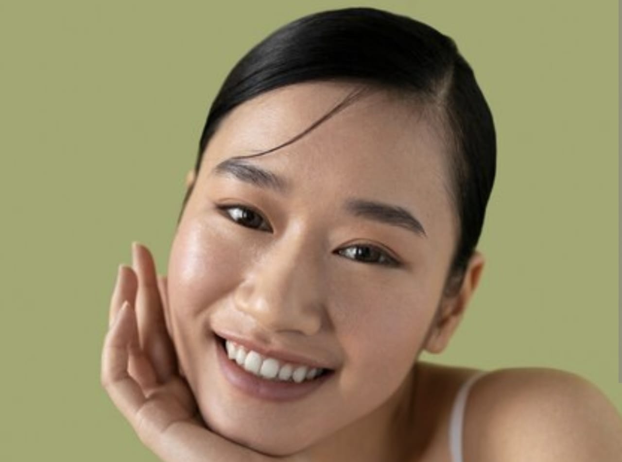 Rahasia Kulit Wajah Glowing Tanpa Perlu Bedak, Tips dan Trik