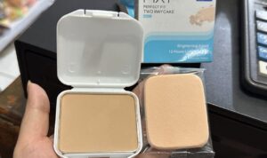 6 Alas Bedak Pixy untuk Kulit Berminyak dan Berjerawat, Bisa Bikin Cantik?