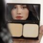 bedak untuk kulit kering tabur atau padat