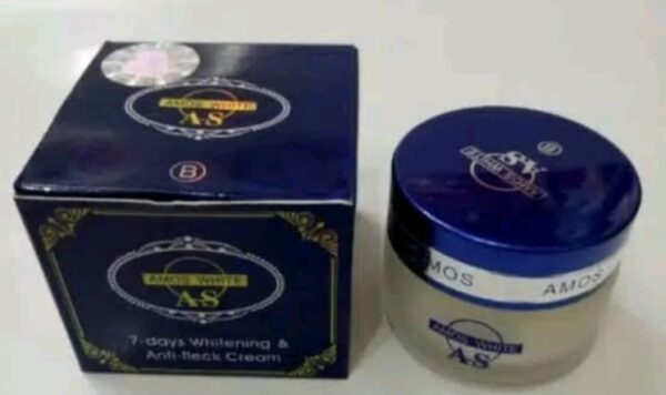 7 Efek Samping Cream Amos White, Bisa Timbul Jerawat!
