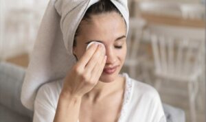 10 Merk Bedak yang Tidak Luntur saat Berkeringat, Mudah dan Murah!