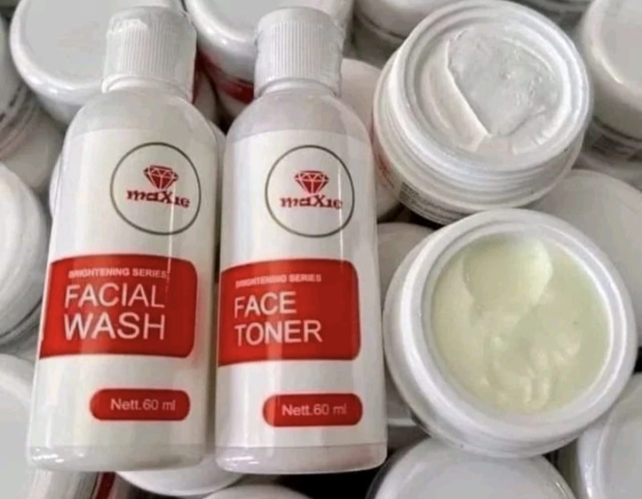 Apakah Maxie Glow Mengandung Merkuri