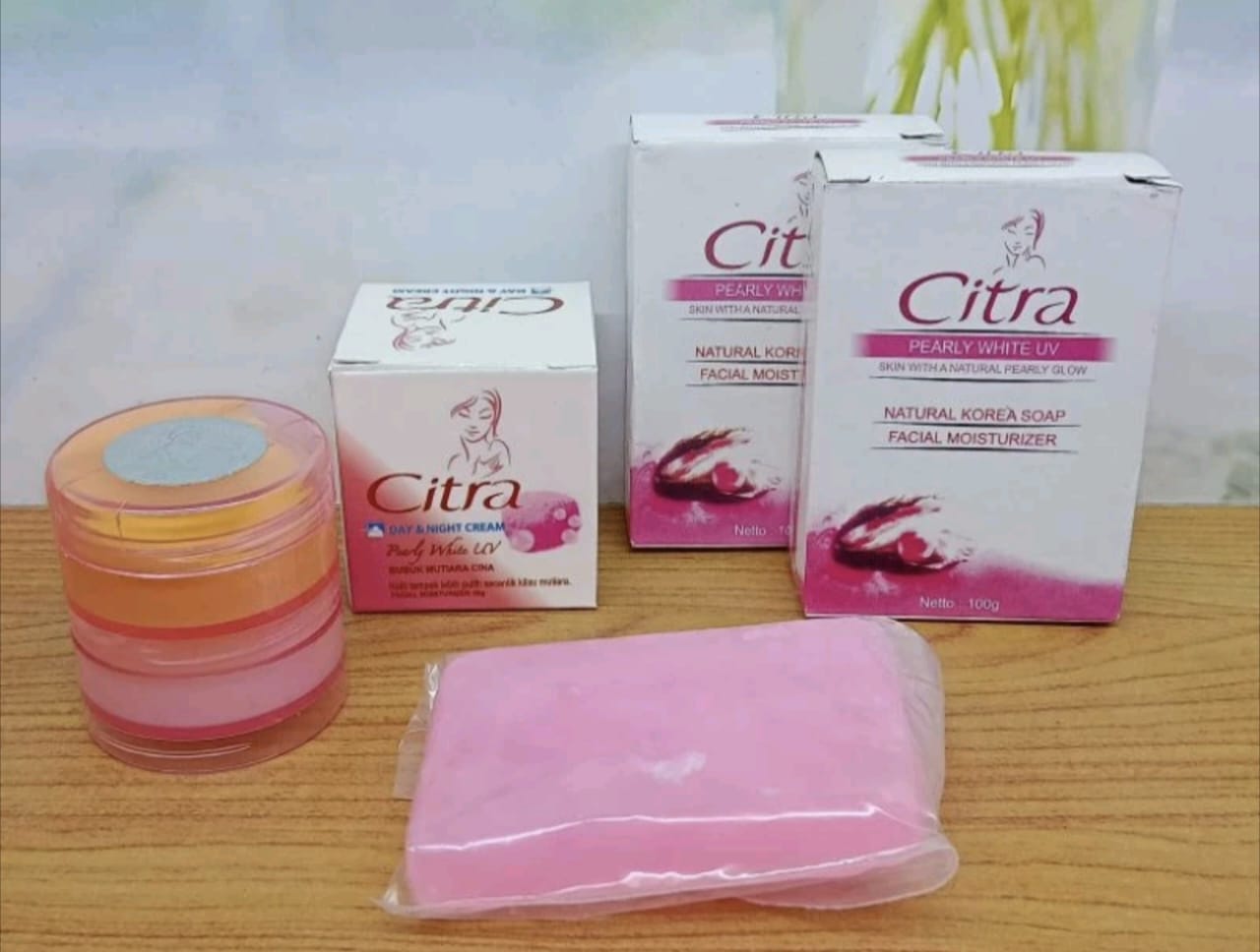 Produk Citra untuk Memutihkan Wajah