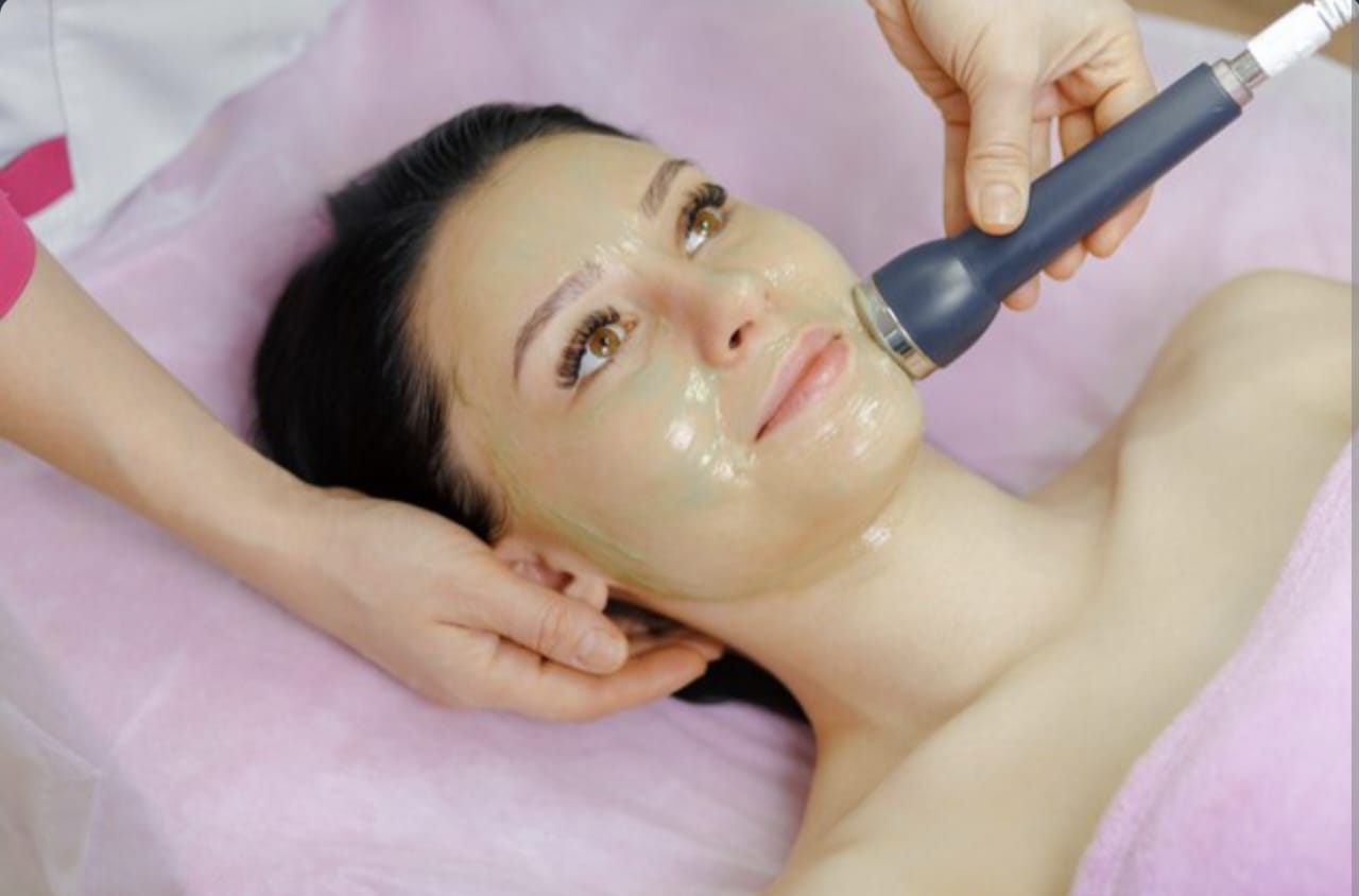 harga laser flek hitam di natasha