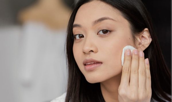 6 Bedak yang Bisa Menutupi Bekas Jerawat, Rahasia Tampil Cantik dengan Kulit Bersih