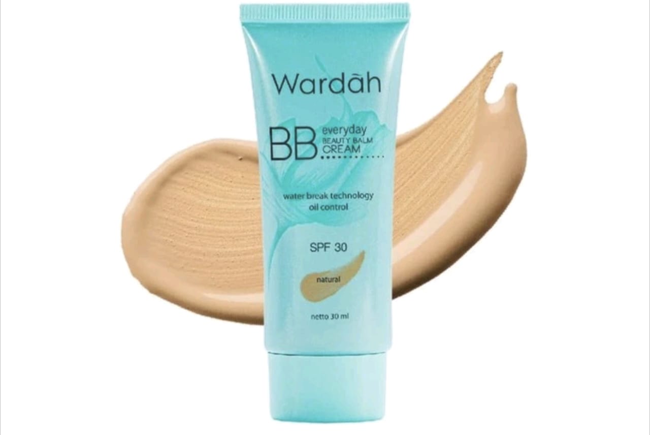 Lebih Bagus BB Cream Wardah Lightening atau Everyday