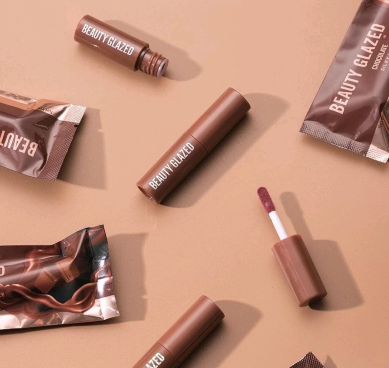 Warna Lipstik yang Cocok untuk Kulit Kuning Langsat