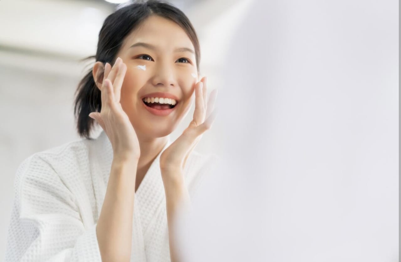 Rekomendasi Skincare Agar Wajah Glowing