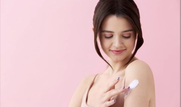 8 Handbody yang Mengandung SPF dan Memutihkan Kulit, Bebas Kusam dan Terlindungi dari Sinar Matahari