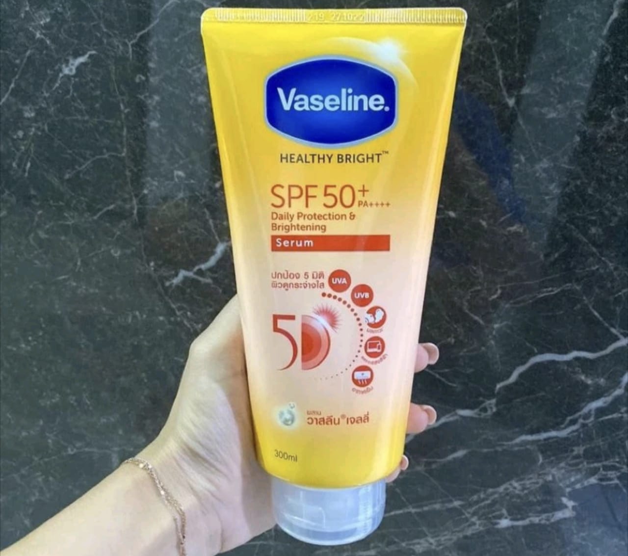 Vaseline untuk Wajah Glowing