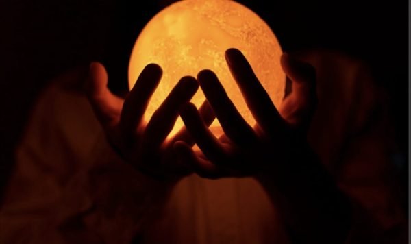 Glow in the Dark Artinya, Cara Kerja, dan Aplikasinya