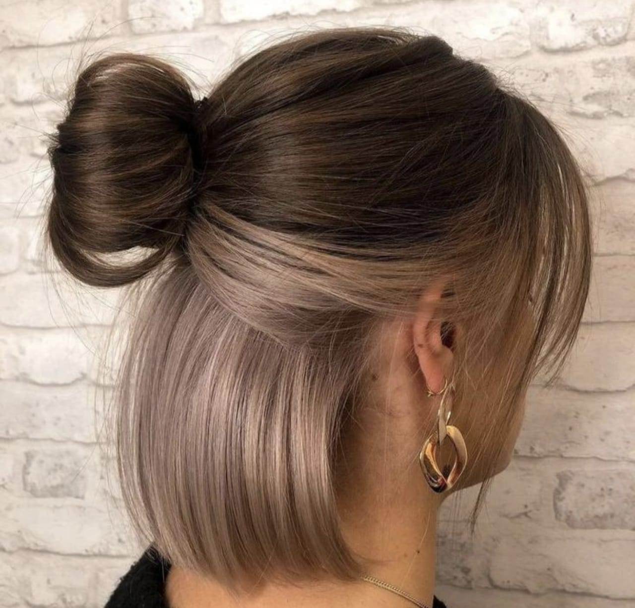 Warna Rambut untuk Kulit Putih Wajah Bulat