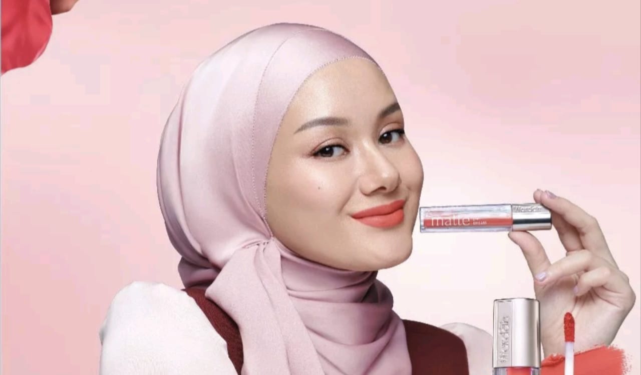 Warna Lipstik Wardah untuk Bibir Hitam dan Kulit Sawo Matang