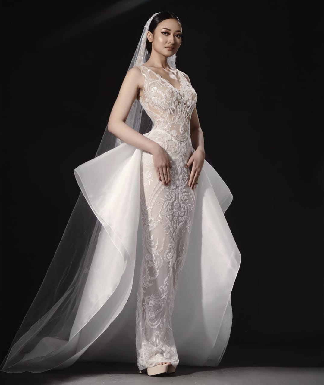 Puteri Modiyanti Menjadi Model Profesional