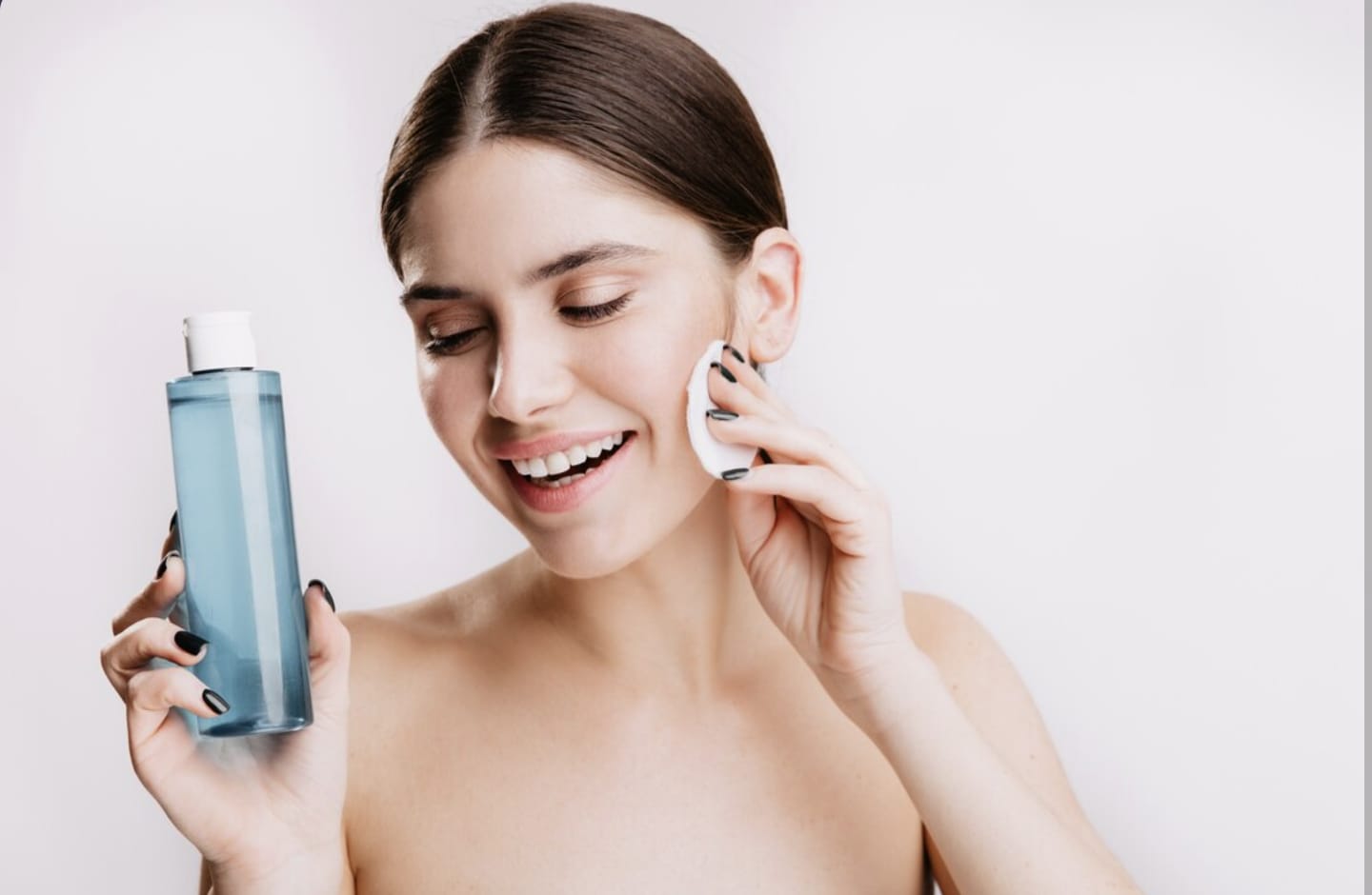Apa Bedanya Toner dan Micellar Water