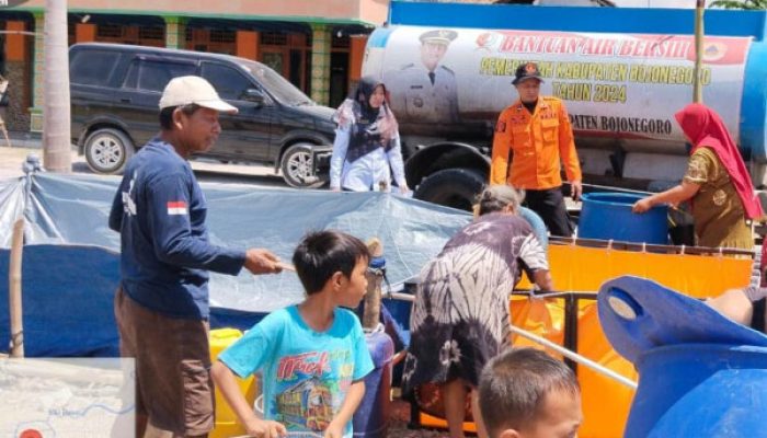 Kekeringan, Puluhan Desa di Bojonegoro Kekurangan Air Bersih  