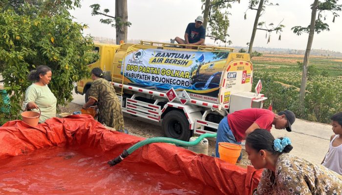 PD AMPG Bojonegoro Bantu Air Bersih untuk Lima Desa Terdampak Kekeringan 